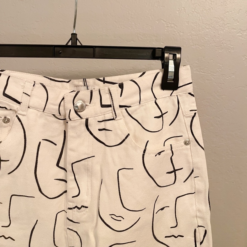 BNWT Abstract wide leg pants